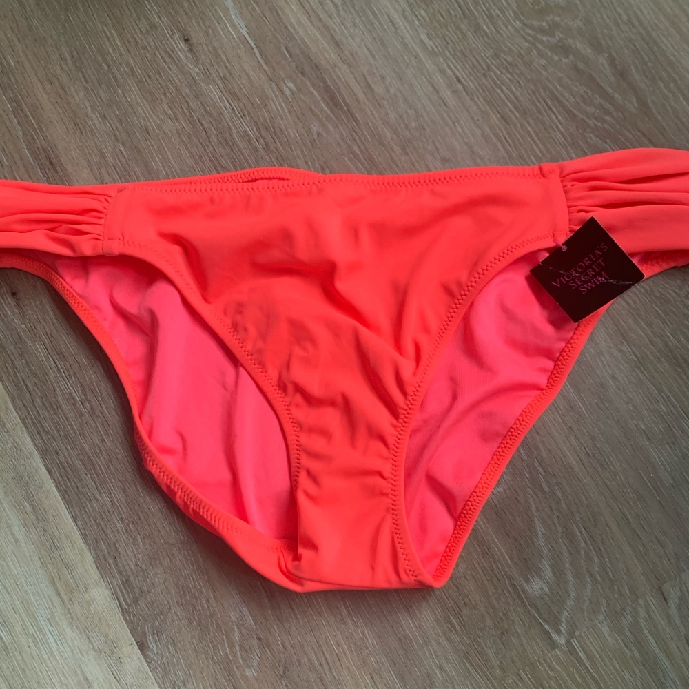 Victoria’s Secret NWT Bikini Bottom